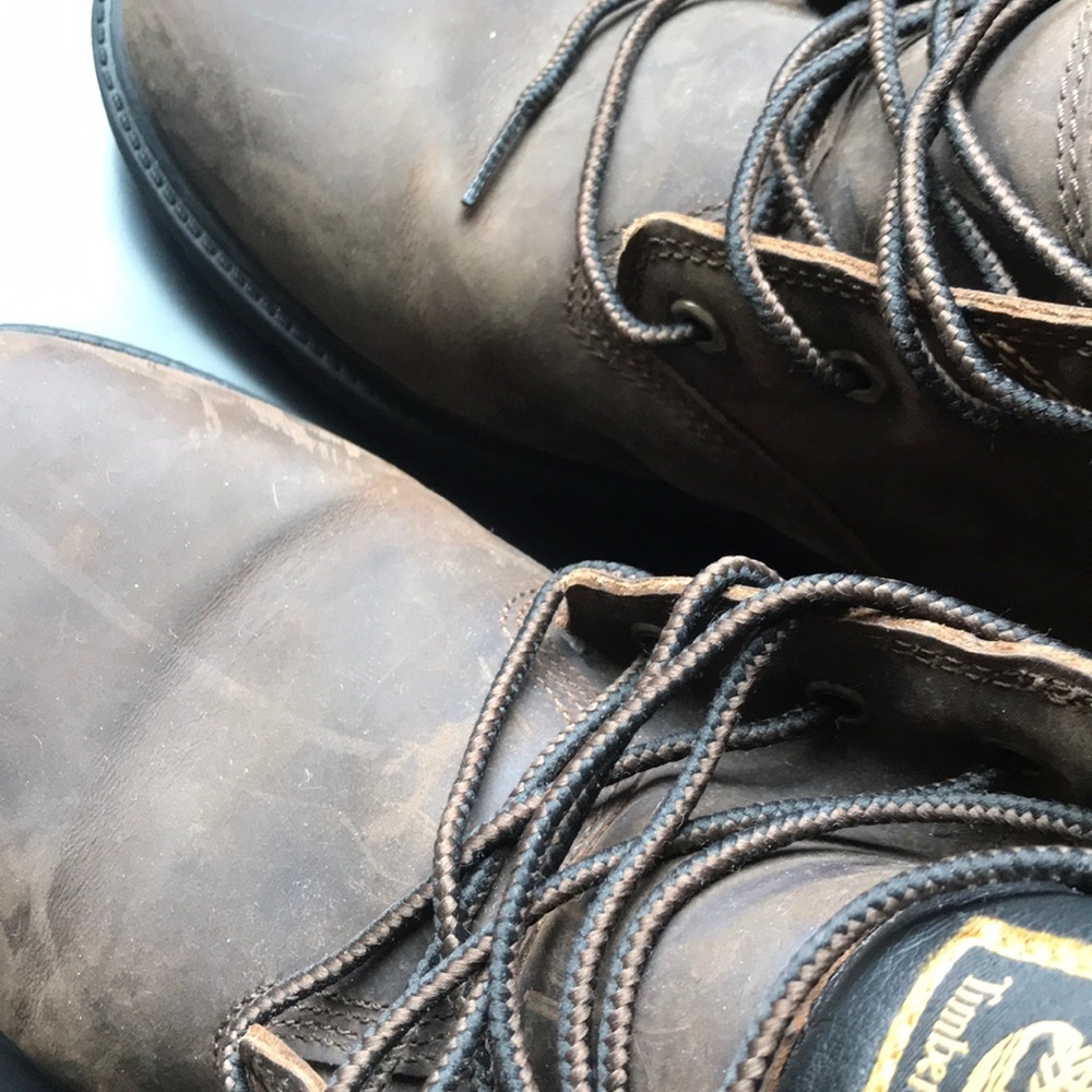 Timberland boots NEARLY NEW! size 6 big boys - Picture 2 of 16